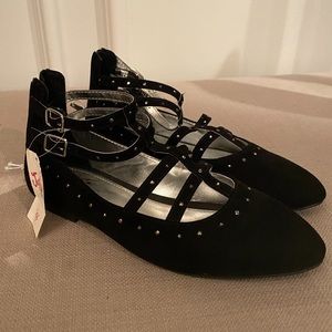 NWT! Girls justice black dress shoes… Size 3